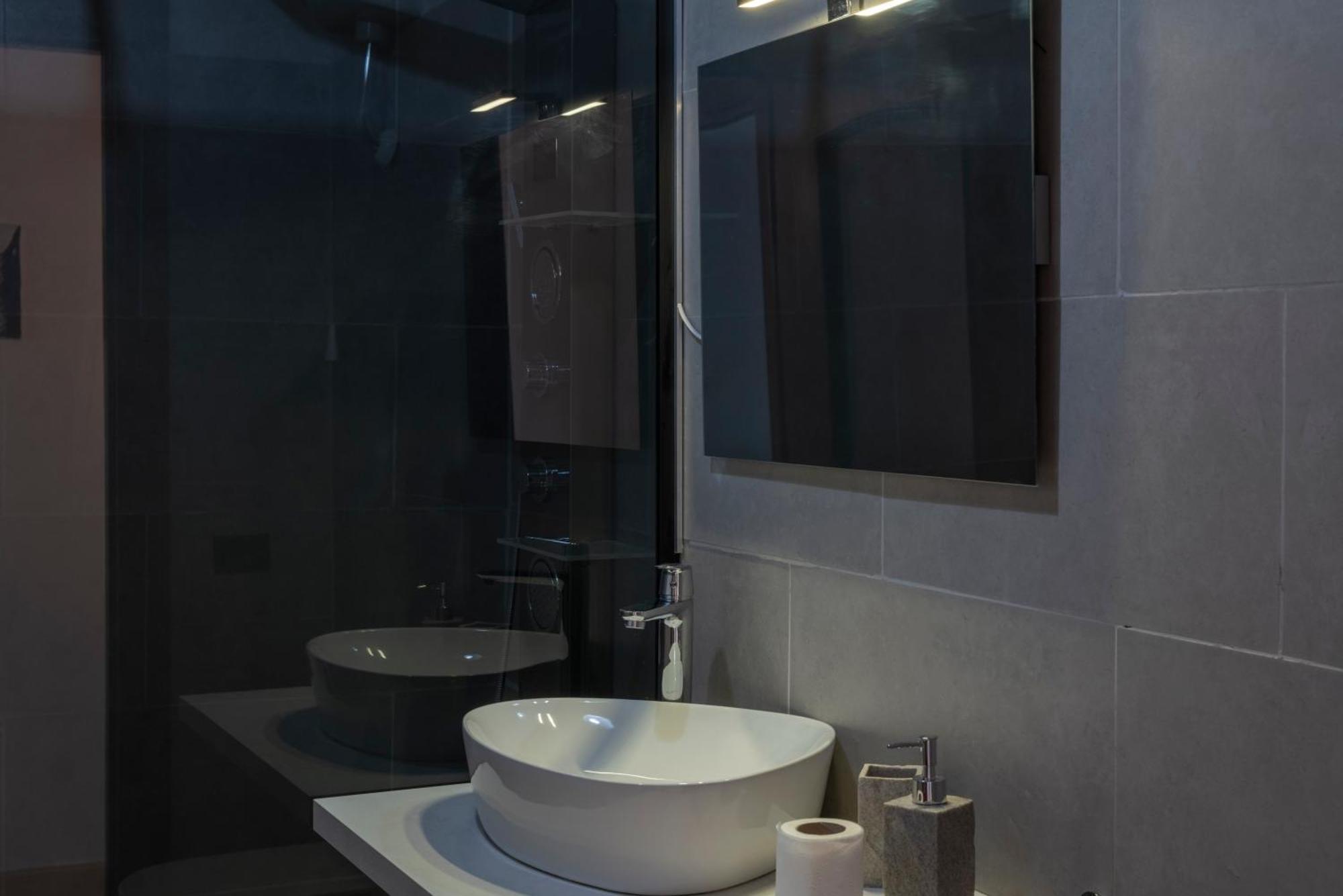 Saba'S House Apartment เนเปิลส์ ภายนอก รูปภาพ