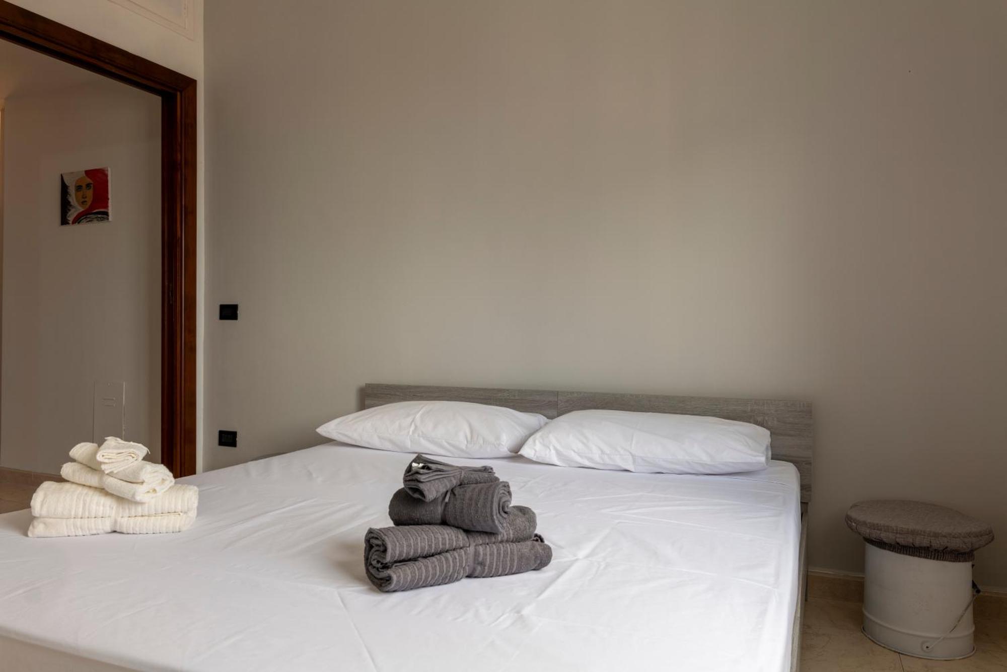 Saba'S House Apartment เนเปิลส์ ภายนอก รูปภาพ